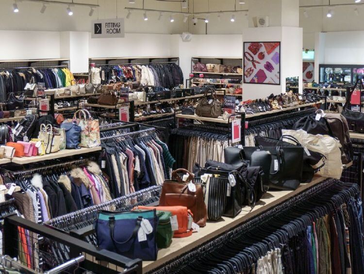 2nd STREET TAIWAN 台南家樂福仁徳店