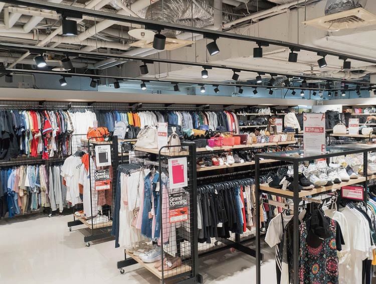 環球左營店